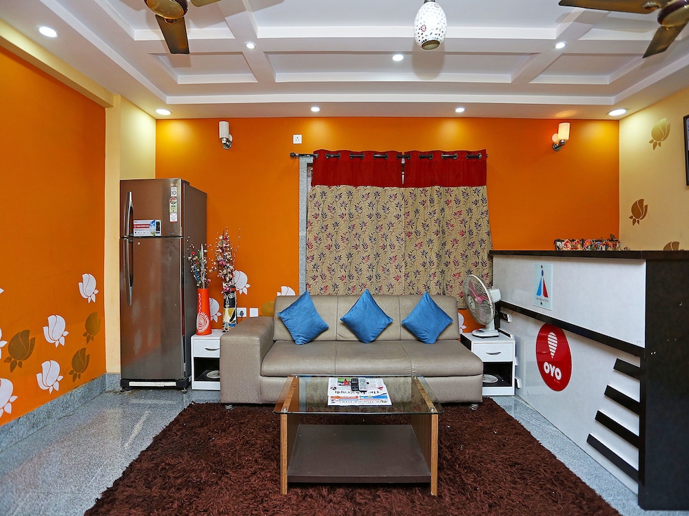 OYO 9718 Apartment near DLF IT Park