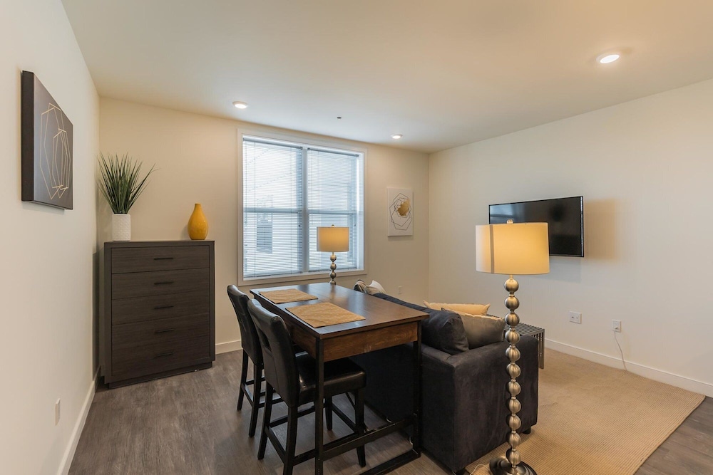 Pine Suite - 411 in Philadelphia view 4