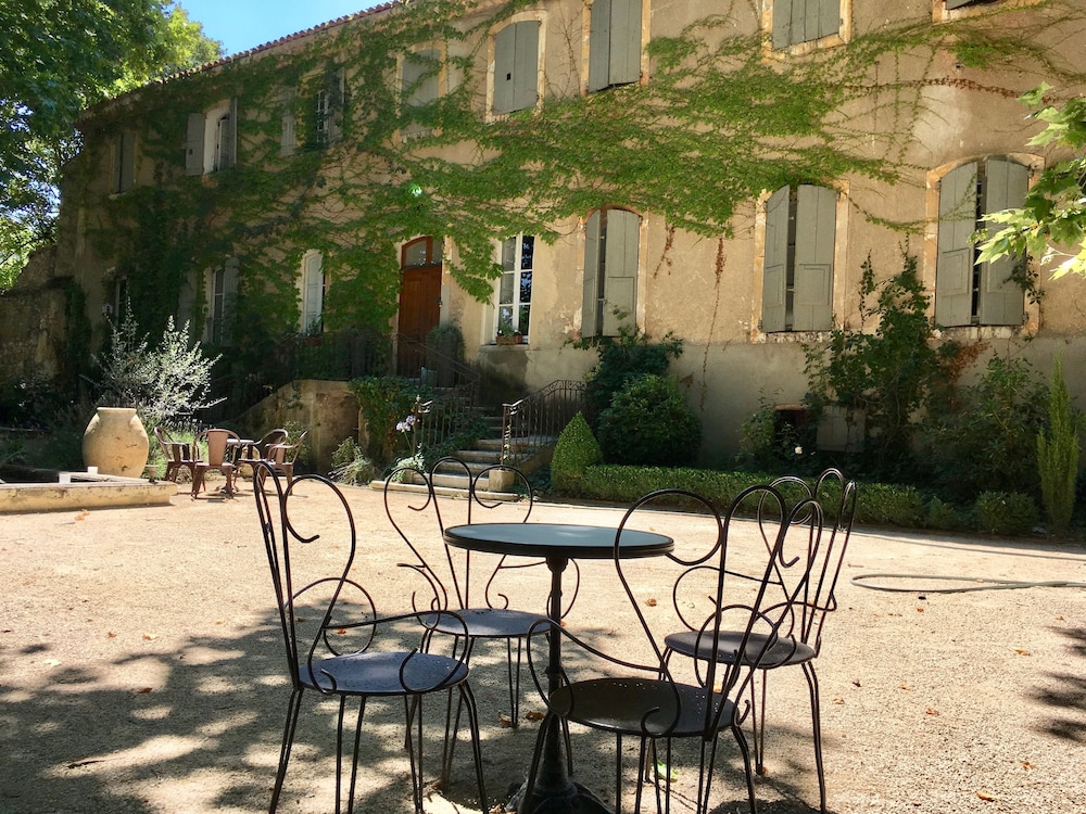Château de Jouques