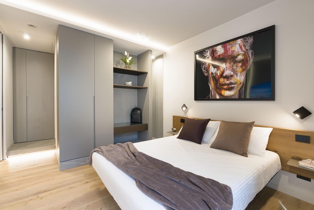 Aera Luxury Suite - APT 2 - 4 pax photo 5