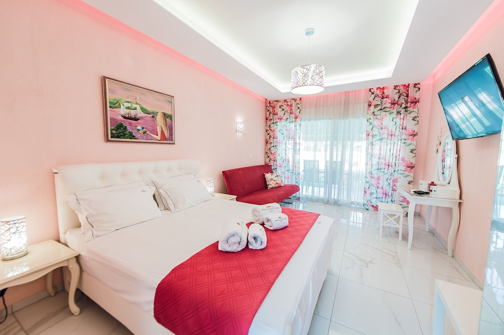 Dream Boutique Apartments photo 2