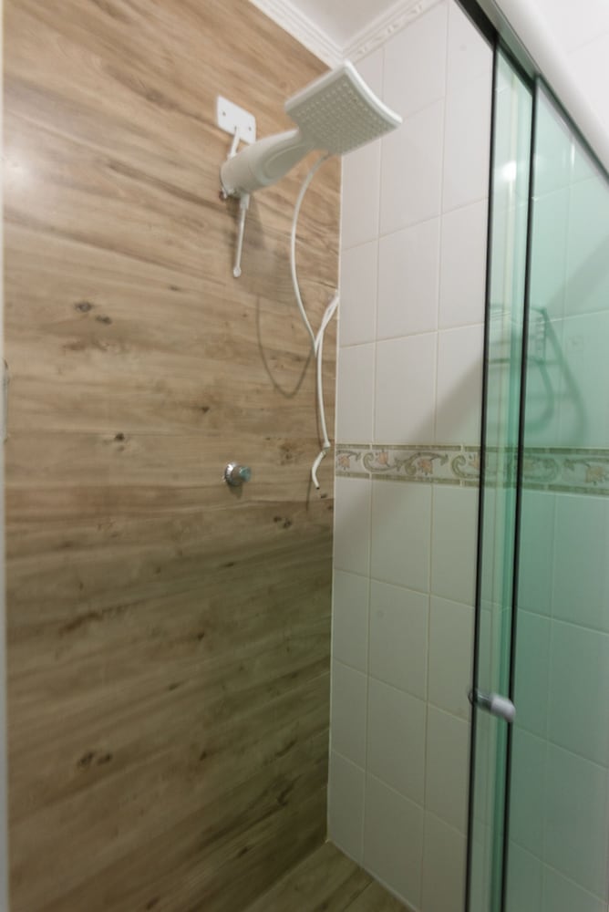 Cavalinho Branco Flat Para 4 Pessoas c Piscina