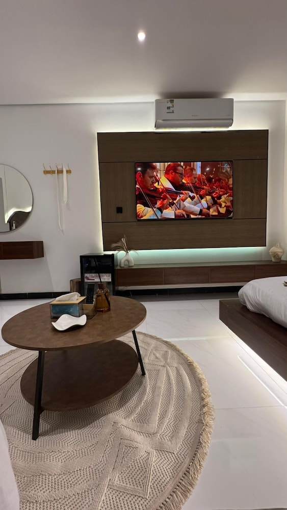 Suites OrbitNet Compound