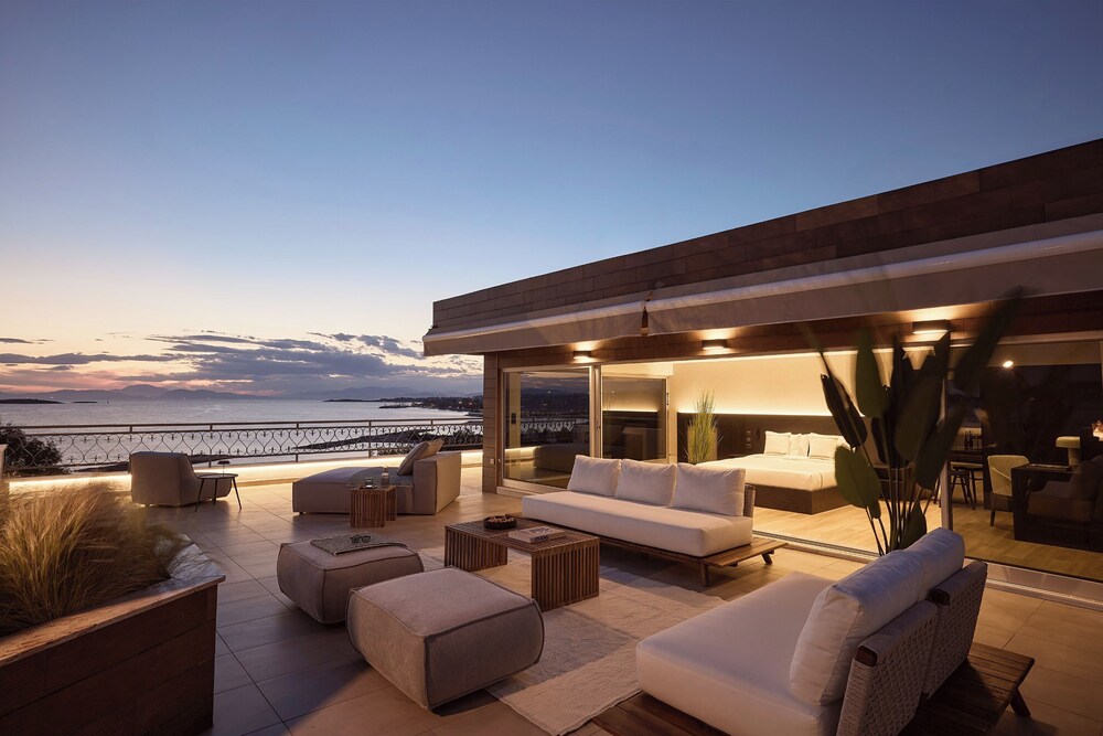 Casa Volare, Penthouse Retreat Athenian Riviera