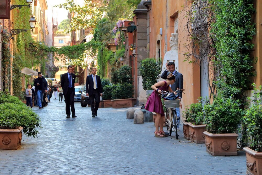 A10 Piazzetta Margutta - A10 - My Extra Home