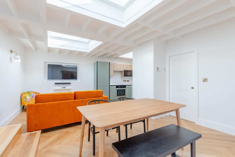 Luxuriously Compact 1BD Eco Home Clapham Common!