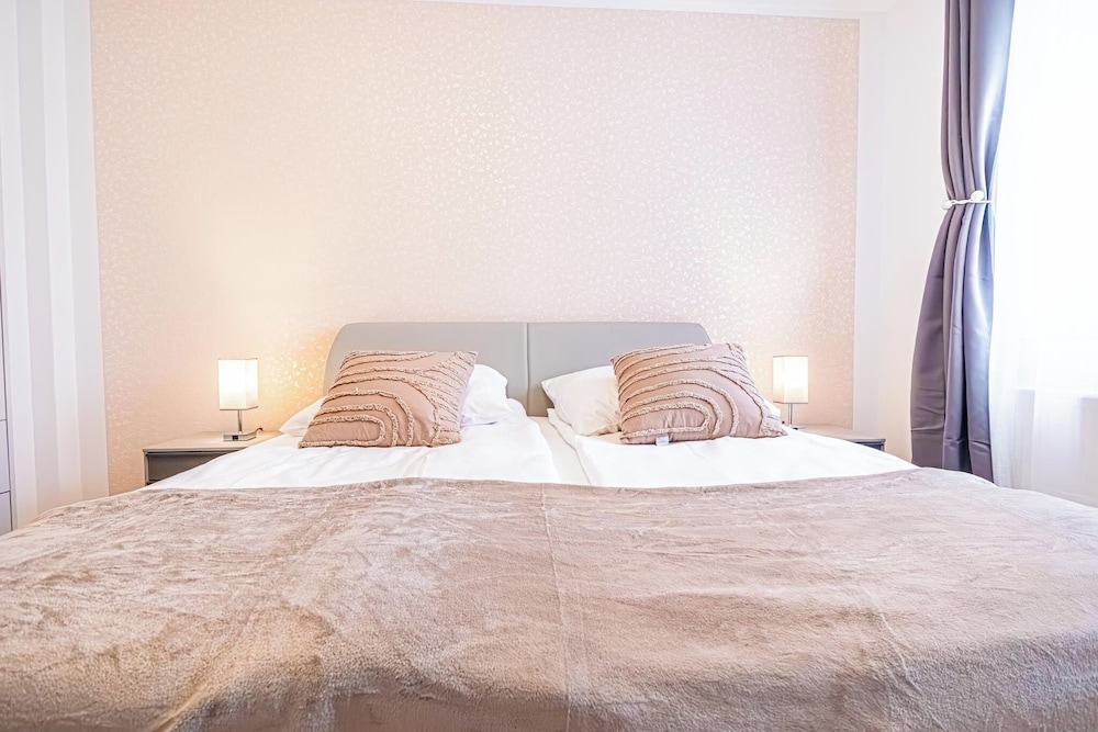 Ideal 2BR 1LR Apt for 6P Donaustadt