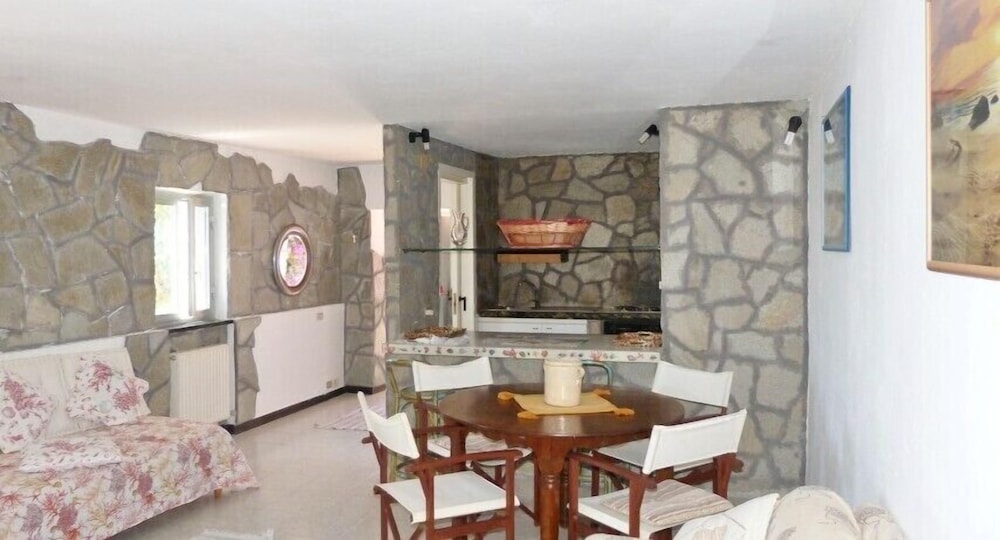 House Roberta en Recco — kitchen