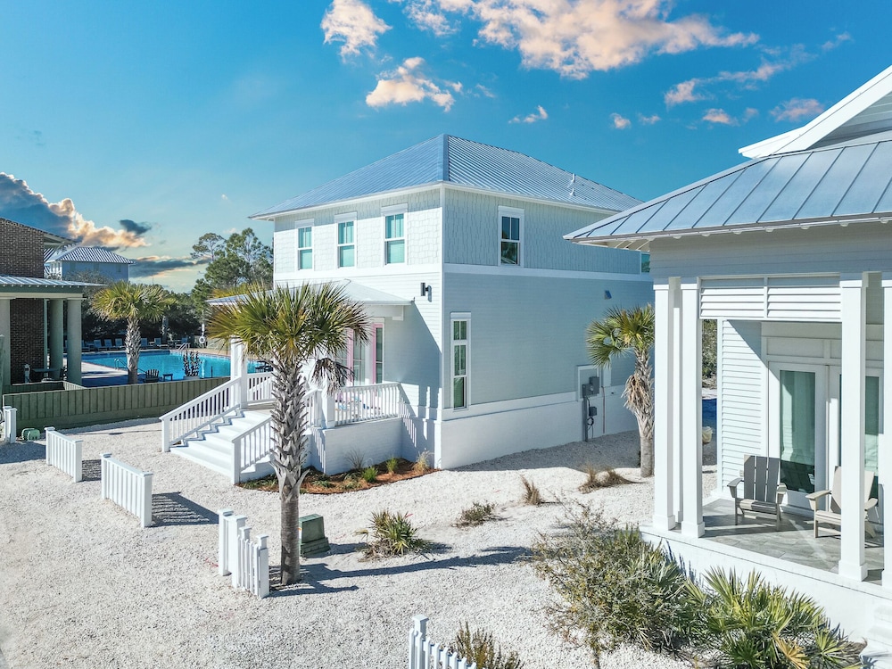 Sunshine Villa by Southern Vacation Rentals