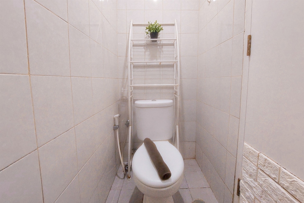Simply And Homey Studio At Poris 88 Apartment