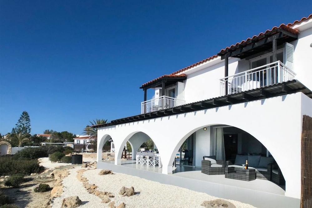 Villa Searay