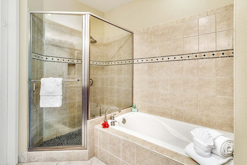 Prestigious Mauna Lani Resort - Luxurious End Unit - Large Private Lanai! -vrkcv