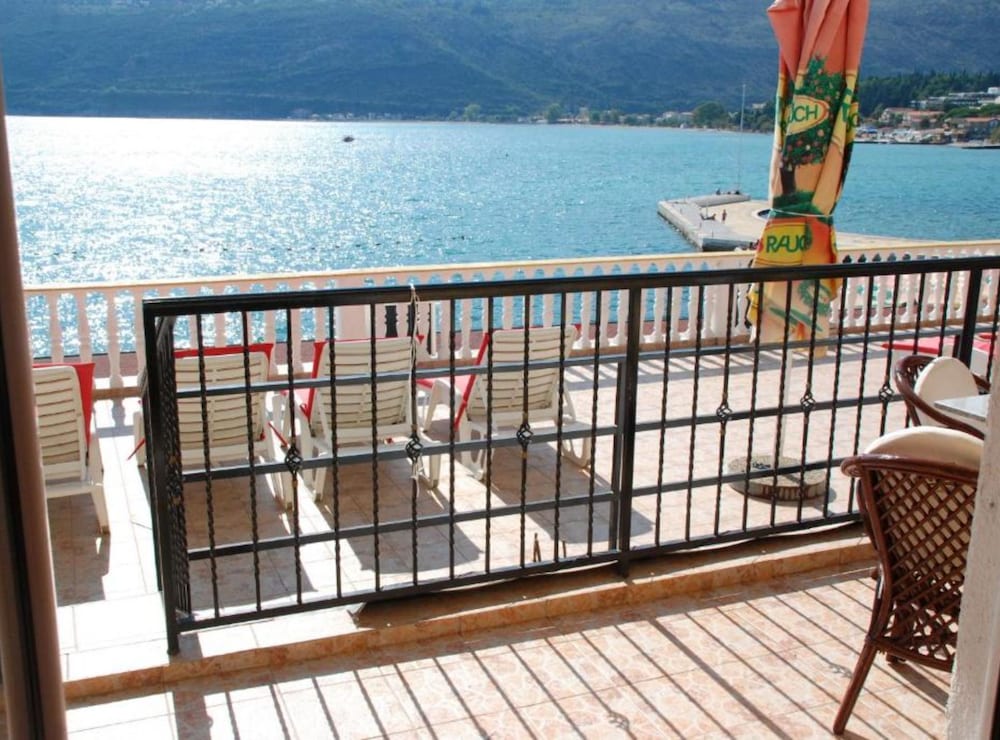 Stunning Beachfront Stay in Herceg Novi