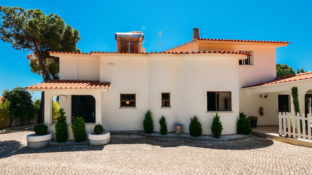 Limmo Garden Guest House