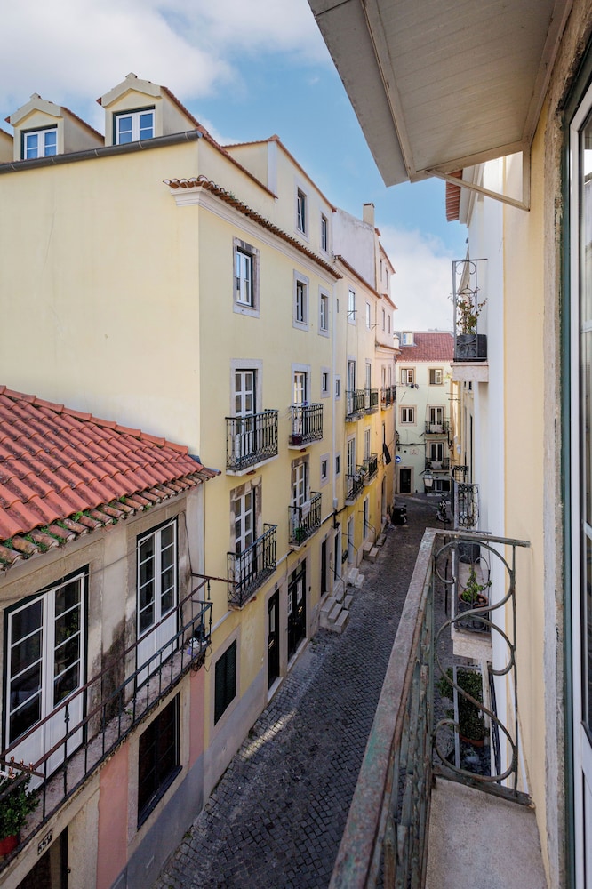 Lisbon Cozy Nest in Santa Catarina