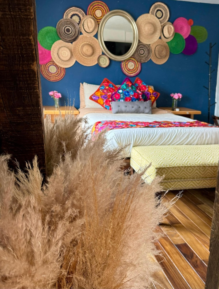 Homestal California Hostal Tlaquepaque