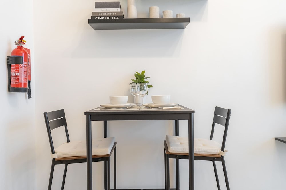 Charismatic Studio in Laya Heights Perfect for 2