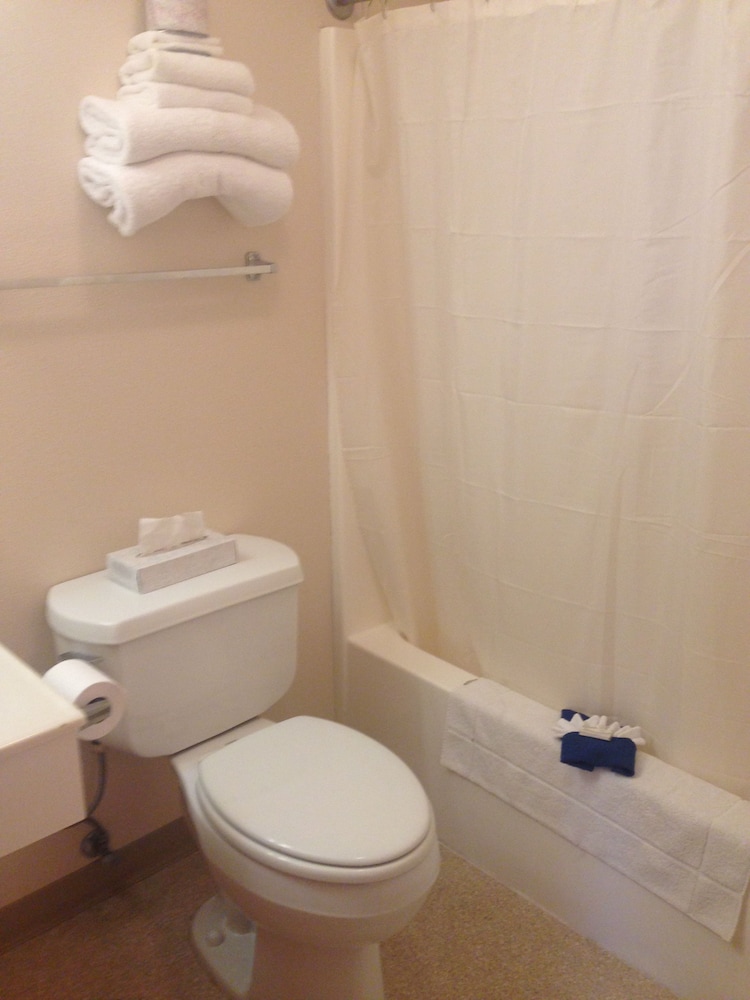 Windbreak Hotel