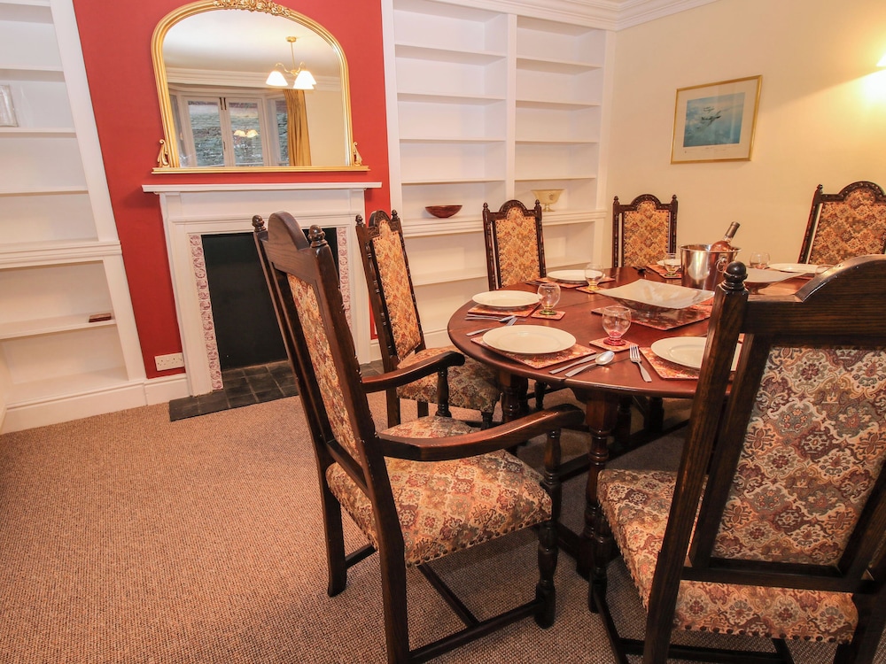 Dinham Court