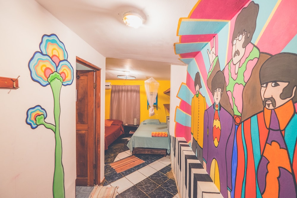 Pura Vida Hostel