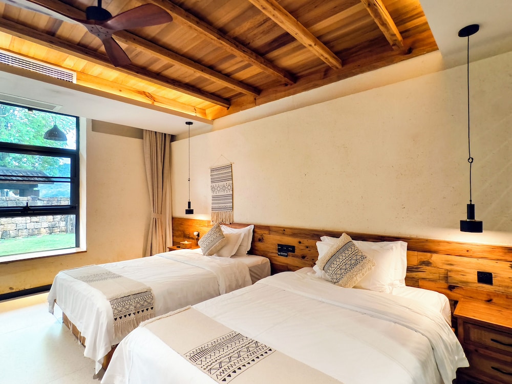 Yingde YeDuGu Resort