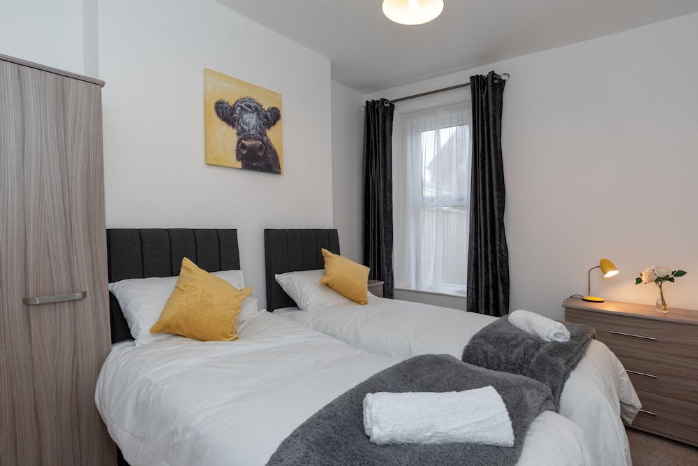 80 South Milton Street view 5