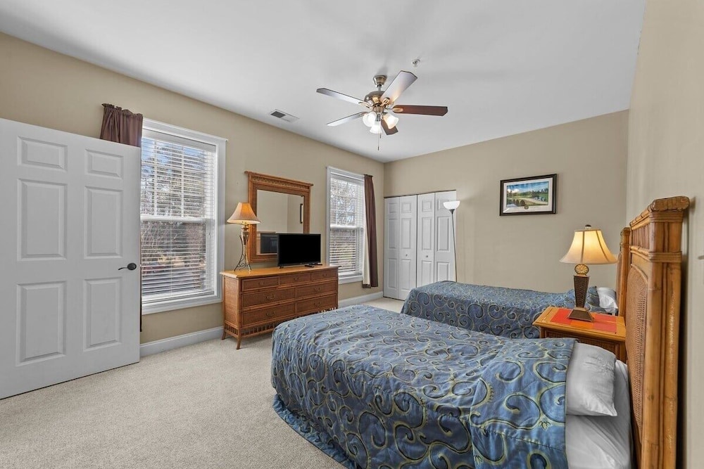 World Tour 104-206a 3 Bedroom Condo