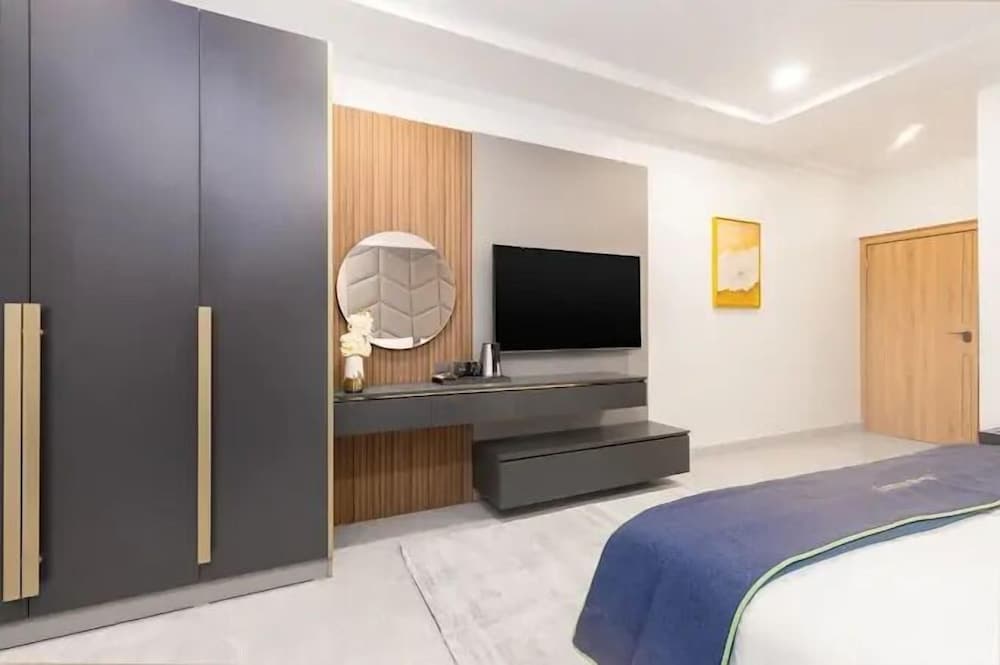Exquisite Apartments By Signature