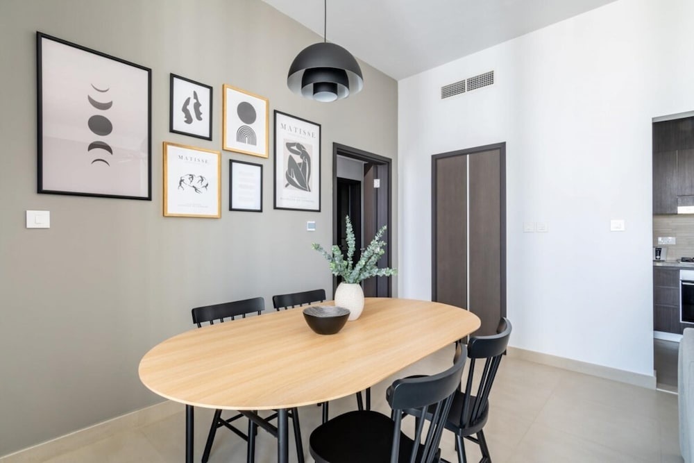 Silkhaus High Floor Connected to Zabeel Mall