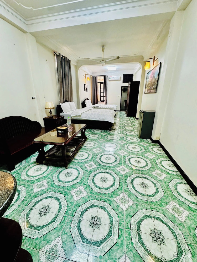 IL Divo 8 Hàng Đào Hostel & Spa