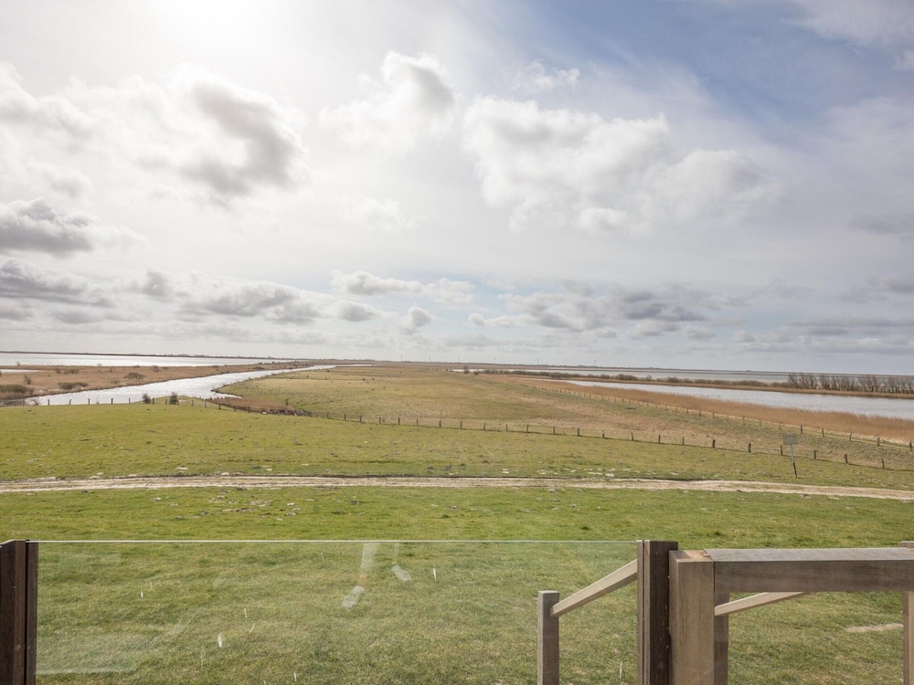 Exklusive Wohnung auf dem Deich an der Nordsee