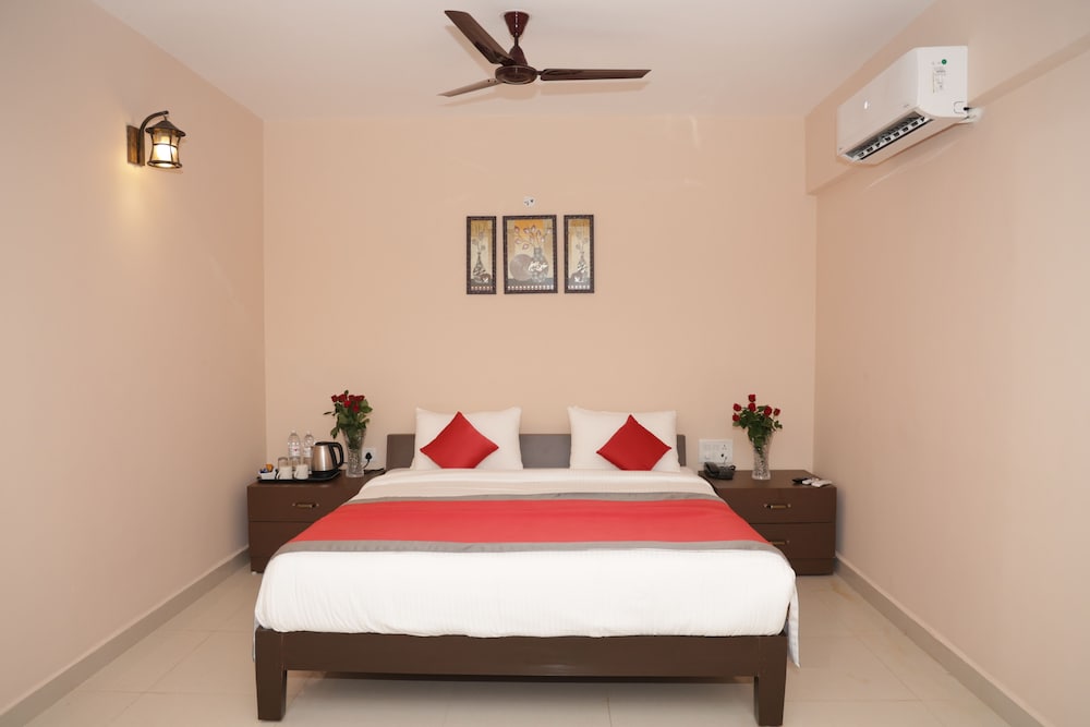 Nazri Hotel