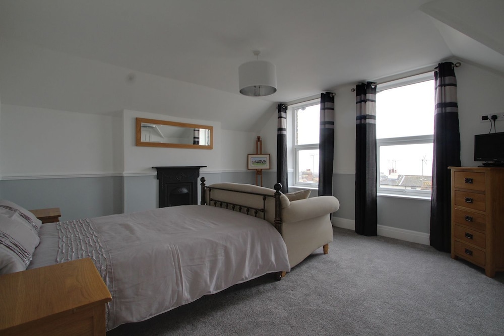 Belmont Road view 3