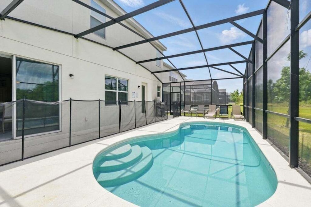 Lake Side View Private Pool Home In Resort! 10 Bedroom Villa