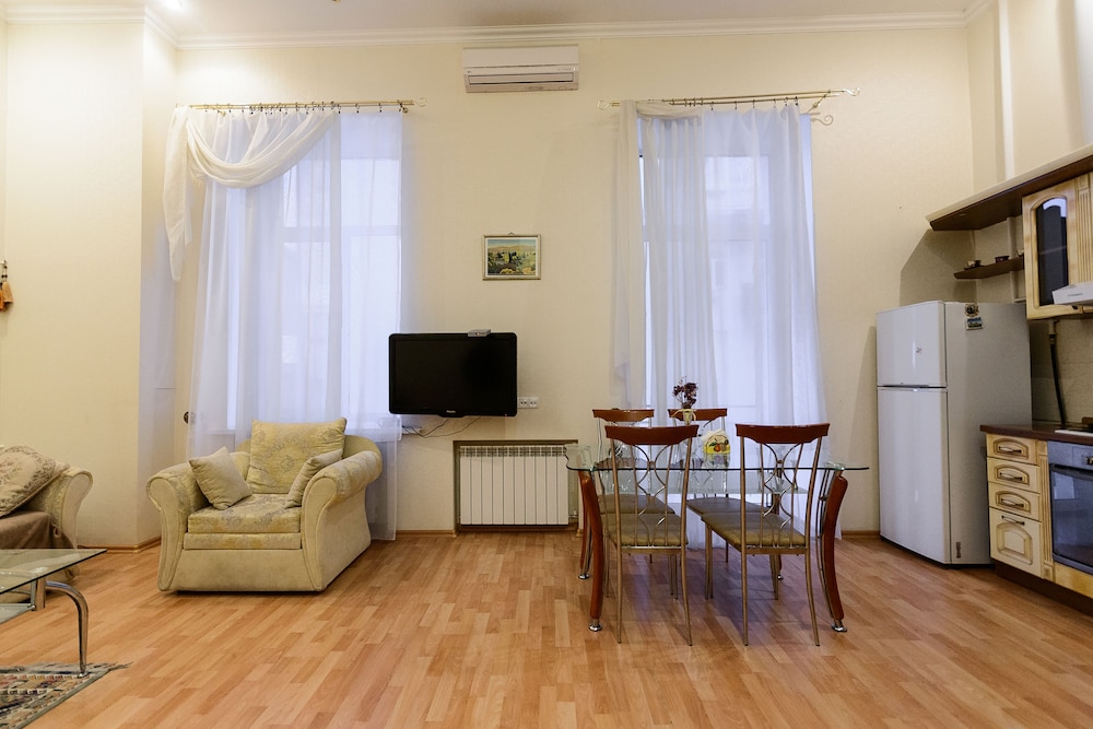Kiev Accommodation Hotel Service