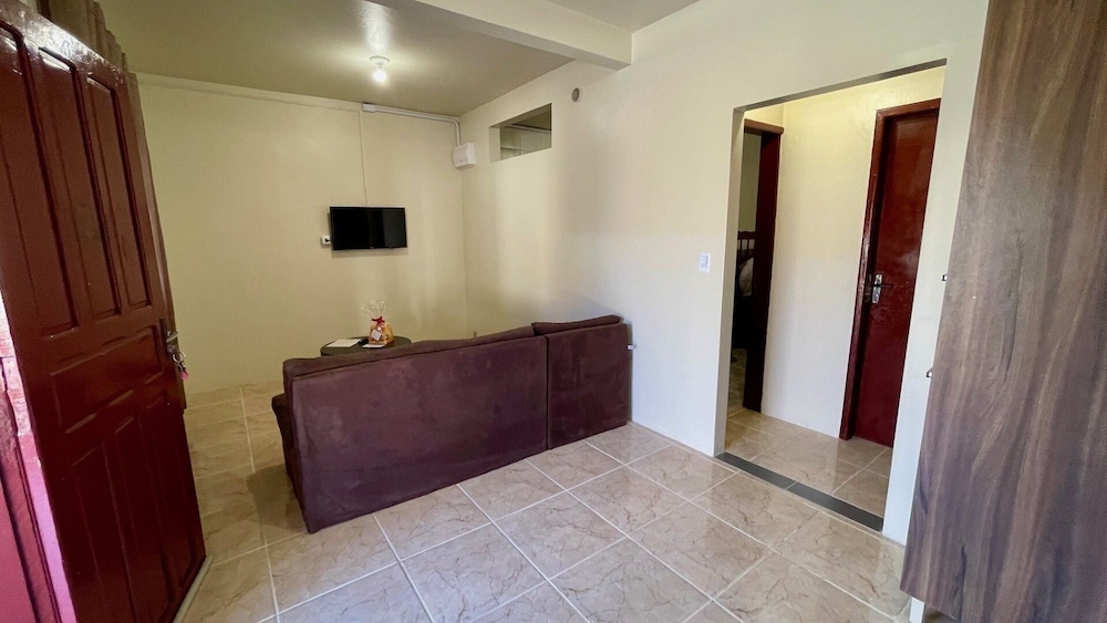 AP 07 Ala Bombinhas Residencial Solavir