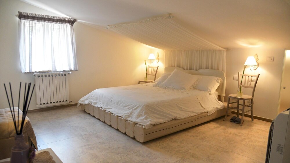 Villa Rudy 8 in Monte Cipolla view 5