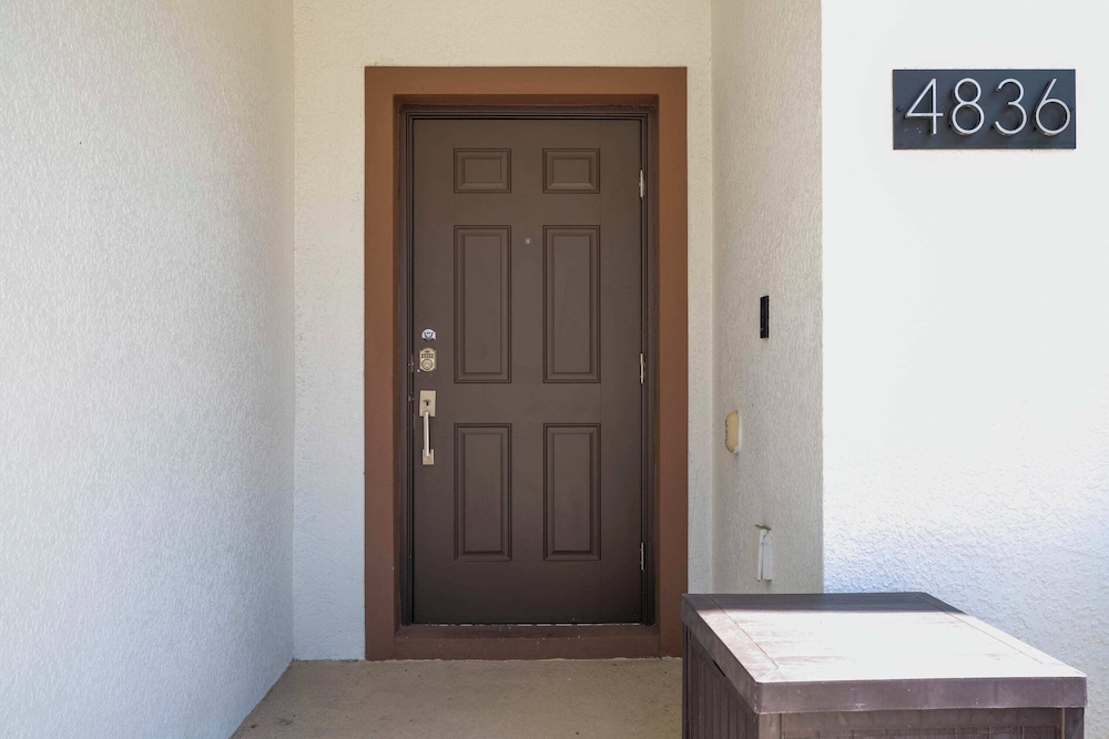 Gorgeous 4Bd W/ Pool & Waterpark @ Storey Lake 4836M