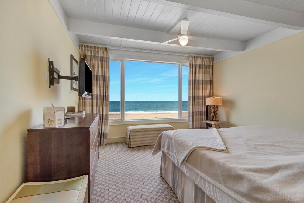 Ocean Drive 26