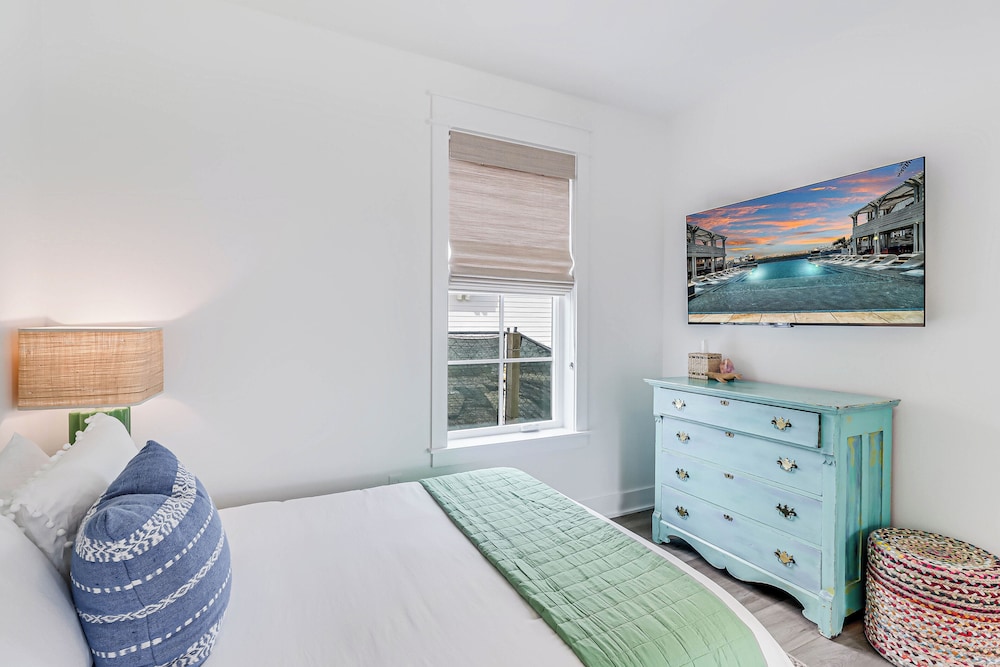 Beach Grace 204 TAI