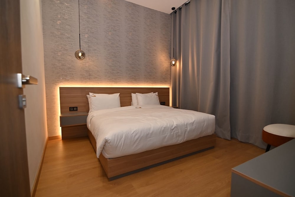 La villa luxury suites