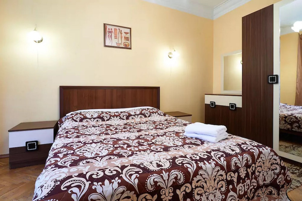 Home-Hotel Pushkinskaya 2-4-7 view 5