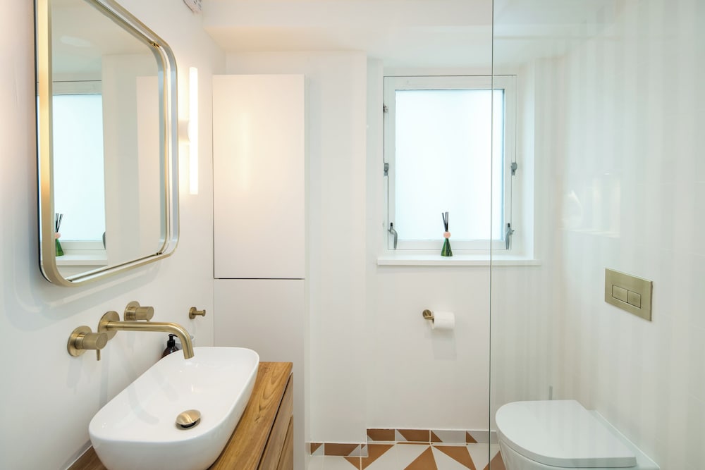 2Bed 2Bath Stunning Shoreditch Apartment