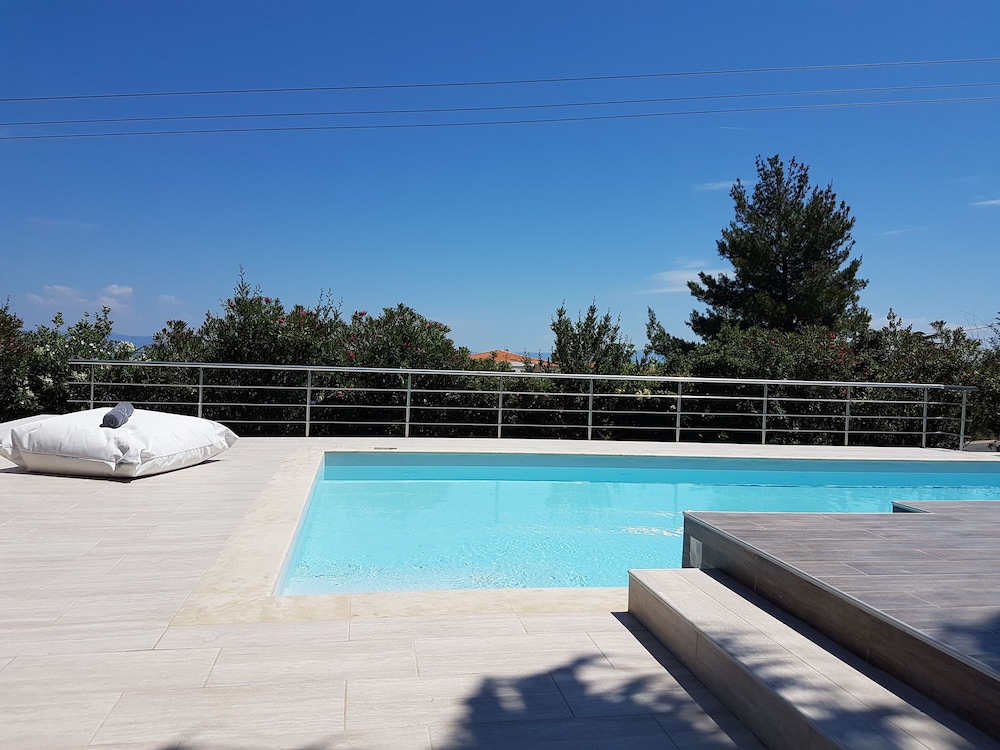 Luxurious Villa Anna Maria