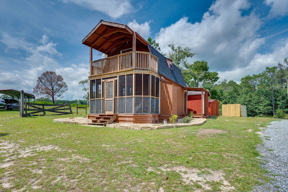 Relaxing Buena Vista Getaway w/ Lush Lake Views view 4