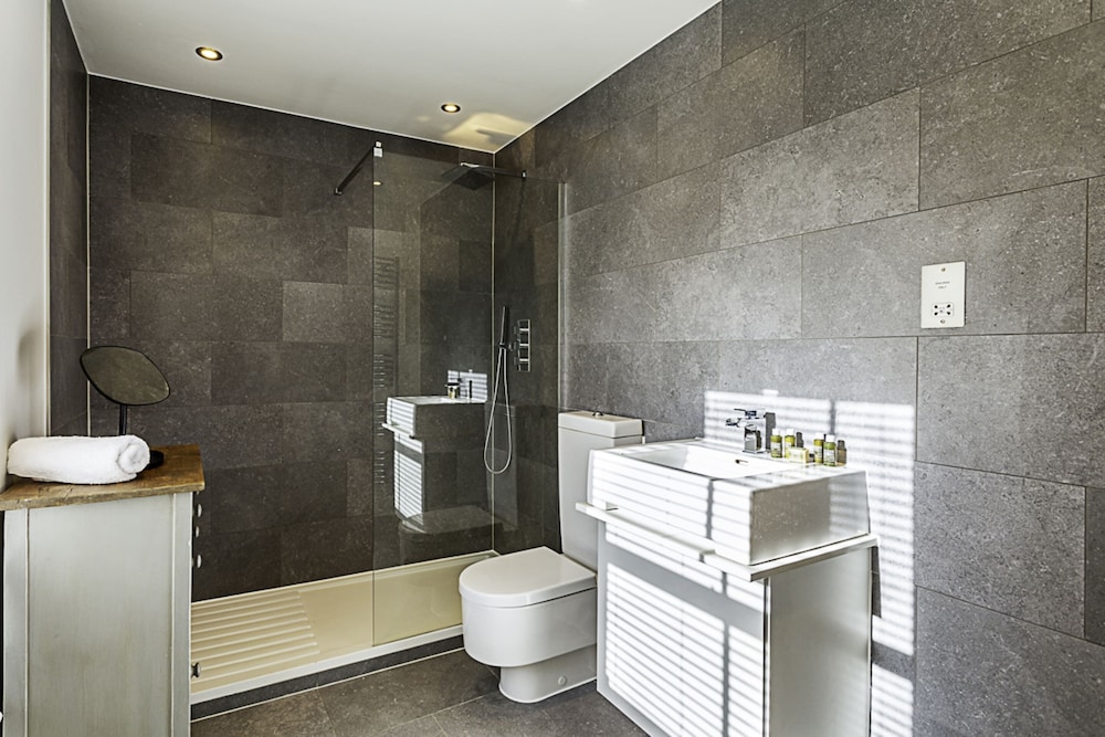 Elegant 3 bed Apartment in Earls Court