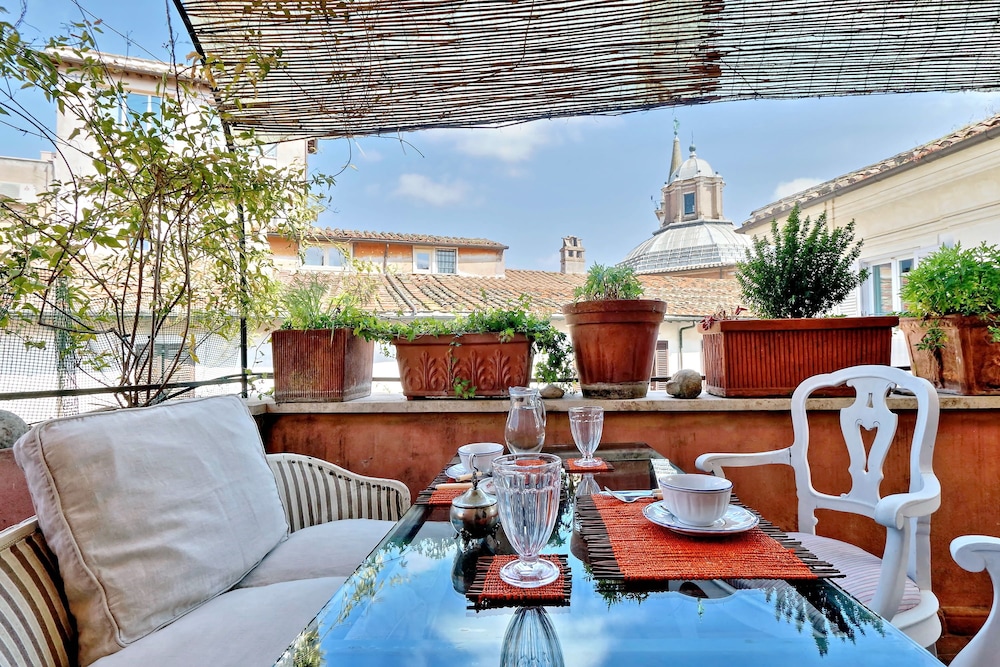 Montevecchio - WR Apartments