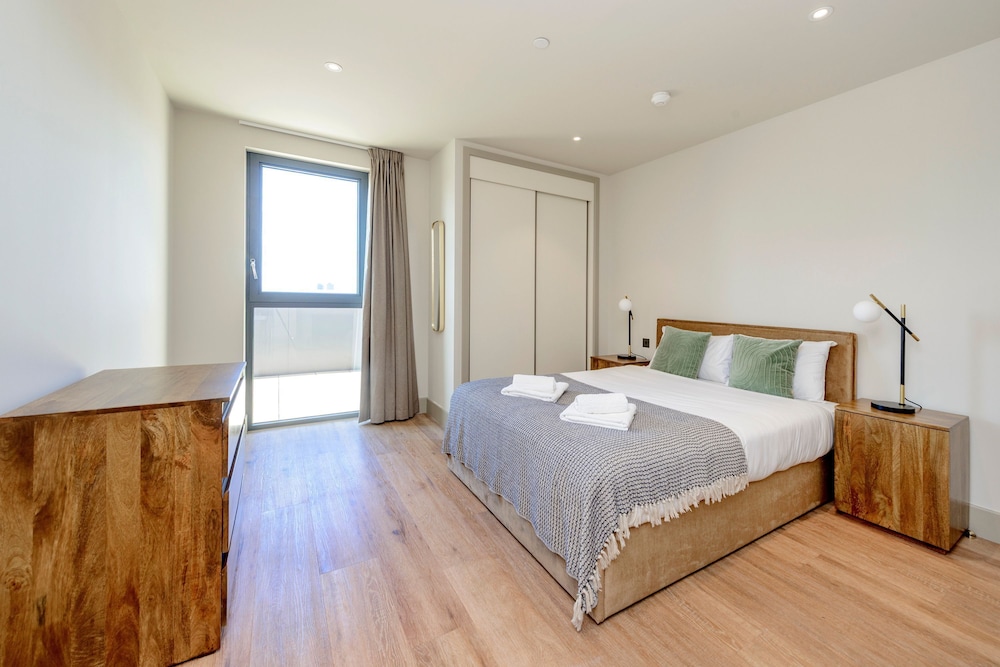 Refined London Haven