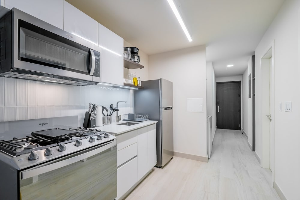 w Majestic 1BR w Fantastic Deco in Casco View