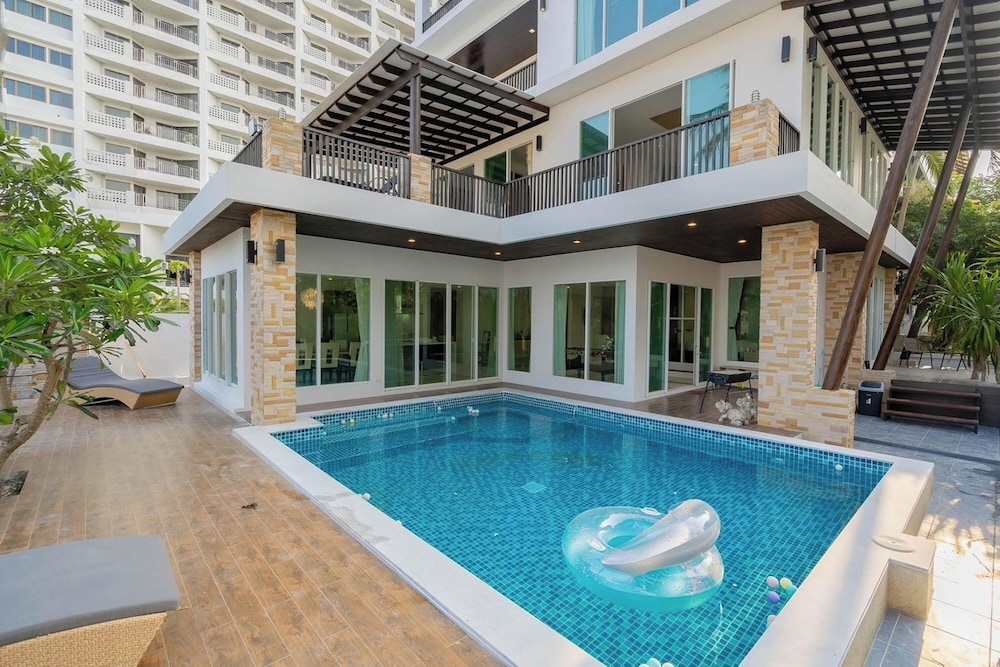 Villa Nirvana, Hua Hin